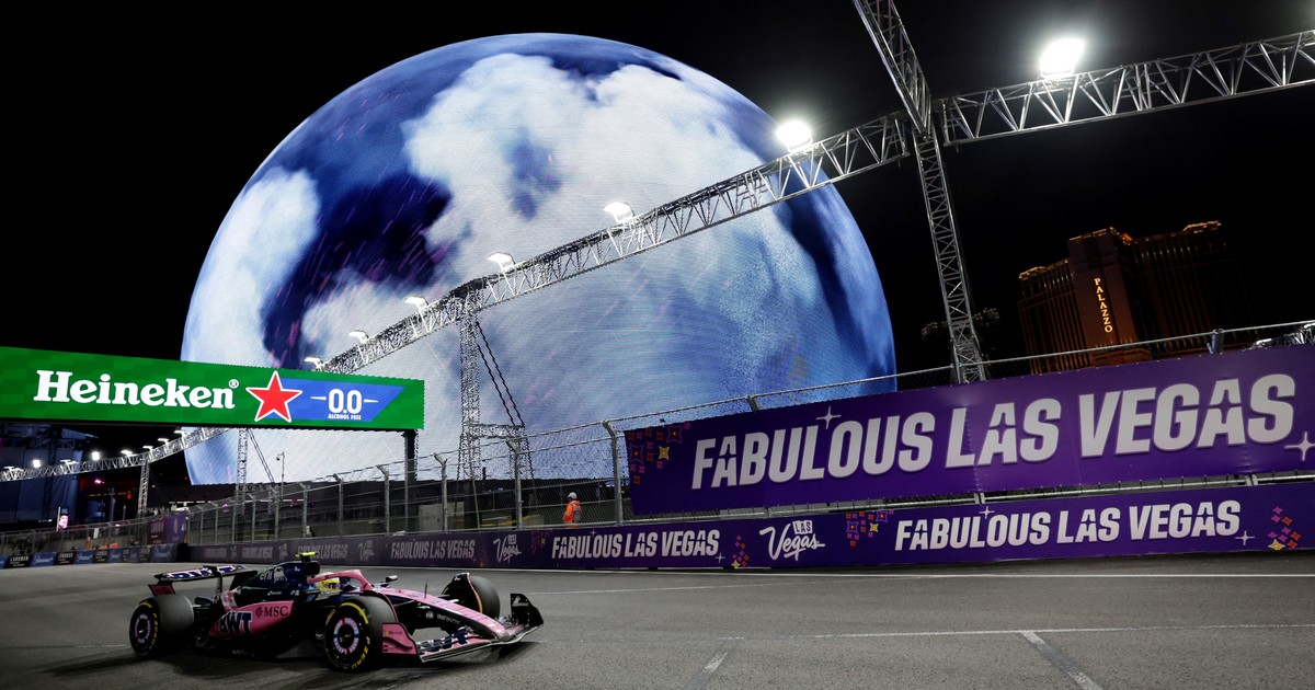 Franco Colapinto fue de menor a mayor en el primer día de la Fórmula 1 en Las Vegas, aunque alertó: «Volvimos a la primera parte de la temporada que me costaba más»